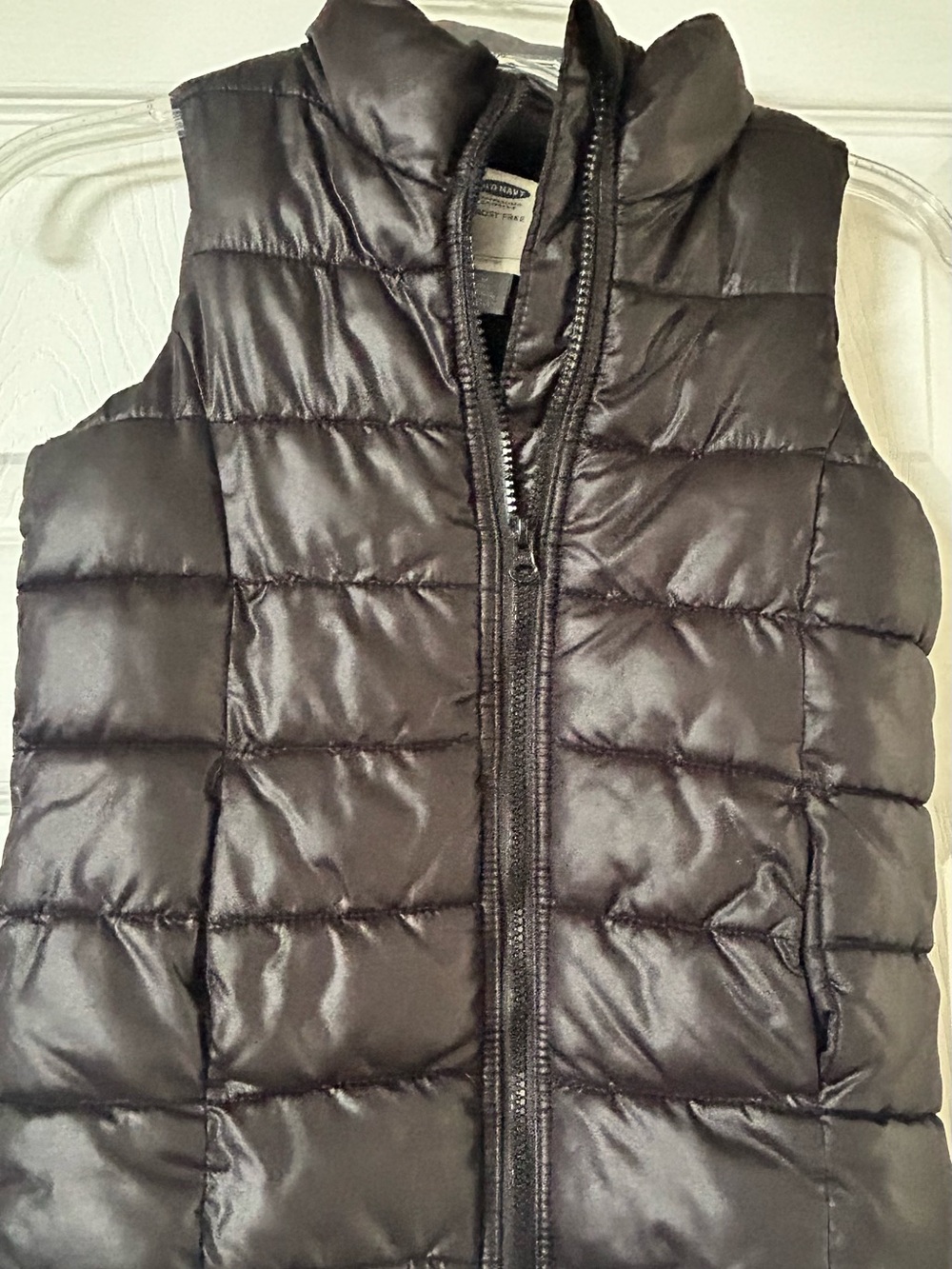 Kids Black Quilted Puffer Vest - size 8 Lightweight Insulated Vest